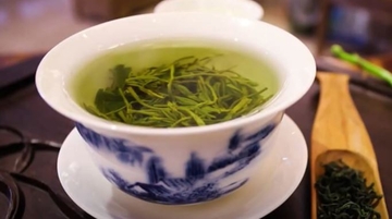 Pomaže u gubitku kilograma: Ispijanje zelenog čaja je ključno za mršavljenje