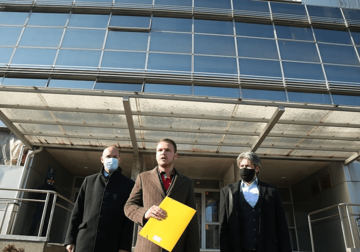 "Katastrofa je ono što je rađeno" Stanivuković predao krivične prijave protiv Radojičića i trojice šefova