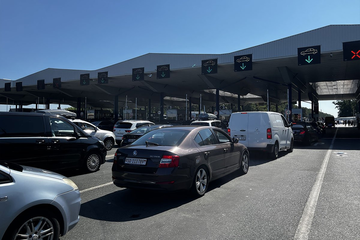 Filmska potjera: Vozač iz BiH probio rampe na graničnim prelazima Hrvatske i Srbije