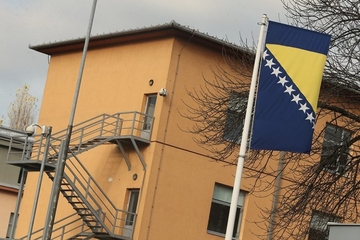 PROTIV 16 OSOBA Tužilaštvo BiH podiglo do sada najveću optužnicu za organizovano krijumčarenje migranata