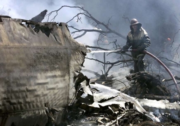 U padu ruskog vojnog aviona četvoro mrtvih /VIDEO/