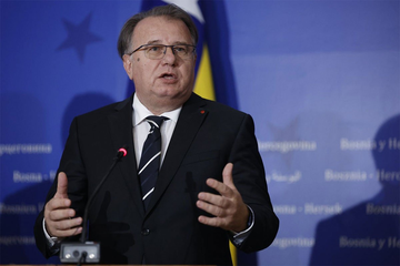 Nermin Nikšić i Vojin Mijatović idu u Srebrenicu
