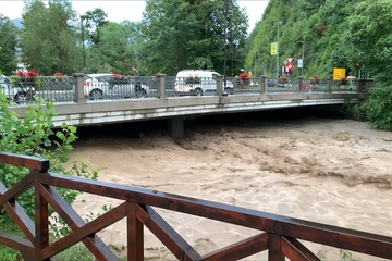 Saobraćajni kolaps u Sloveniji, suspendovane i vinjete