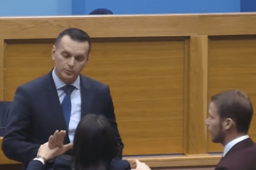 Potvrđena optužnica protiv Lukača zbog udaranja Stanivukovića