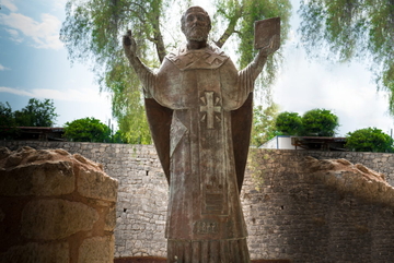 "Daily Mail" : Ispod crkve u Turskoj pronađen grob Svetog Nikole, arheolozi traže kosti