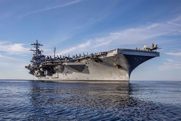 Najveći američki nosač aviona na nuklearni pogon uplovio u Split /VIDEO/