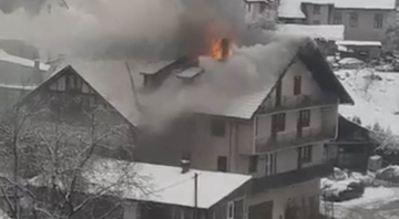 Stravičan prizor - Gori kuća (VIDEO)