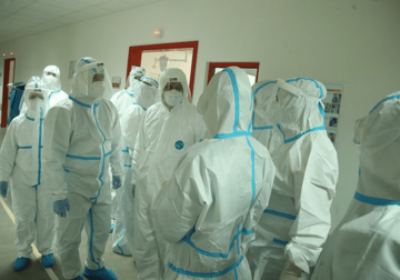 NA RESPIRATORU 11 PACIJENATA U Unsko-sanskom kantonu virus korona potvrđen kod 32 osobe