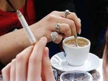 ŠTA SE DOGODI KAD KAFU PIJETE UVEČE, A JOŠ I ZAPALITE? Nutricionista otkriva, nećete vjerovati ali ovo je ISTINA