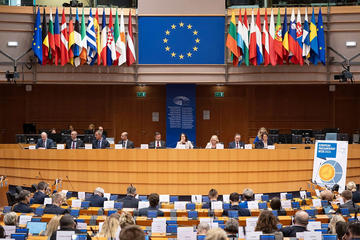 Brisel želi novu koaliciju pa pregovore o evropskom putu?