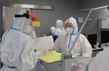 FAJZER SAOPŠTIO Pandemija će trajati do 2024. godine A ZARADA JE BASNOSLOVNA!?