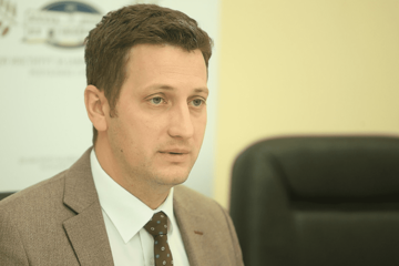 PREPORUKA DA SE NOSE I NA OTVORENOM Zeljković: Zaštitnih maski ima dovoljno na tržištu