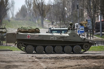 UŽIVO /VIDEO/ Civili mogu, AZOV da položi oružje; Britanija šalje 8000 vojnika;Gađana i Rusija;Jutarnji brifing; Rusi u predgrađu Harkova