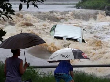 Poplave u Australiji: Evakuisano više desetina hiljada ljudi