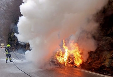 RIJEŠENA VELIKA MISTERIJA Vozač bježeći od vatre skočio u rijeku i utopio se