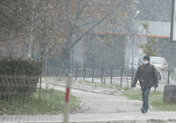 ZIMA SE ZAHUKTAVA Sutra u BiH kiša i snijeg, dnevna temperatura do sedam stepeni