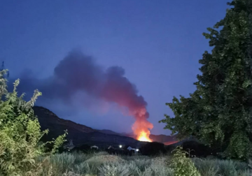 Ponovo se aktivirao požar na deponiji u Trebinju: Vjetar rasplamsao vatru na površini