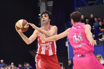 Teodosić trojkom prelomio! Topić i Mega blistali, ali nedovoljno za senzaciju protiv Zvezde!