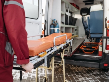 Napao suprugu pa postao žrtva: Kako je Gradiščanin završio pretučen ispred Doma zdravlja