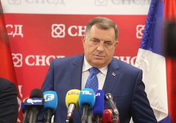 Dodik: Zbog Incka i odluka Ustavnog suda, RS preispituje saglasnosti na vojsku i UIO