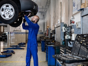 Automehaničarske prevare: Naplatili veliki servis, a nisu ga uradili