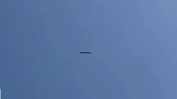 GLEDAJTE NEBO /VIDEO/ Američke elite našle način da građane odvoje od realnosti – na nebu je zanimljivije