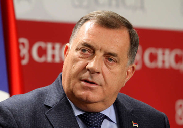 Dodik nakon sjednice GO SNSD: Srpska neće odustati od ustavnih prava, odbacili smo građanski koncept