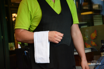 MANJAK ŠKOLOVANIH RADNIKA Veće plate mogu zadržati ugostitelje