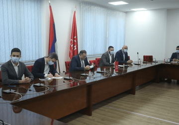 DODIK I OBRADOVIĆ POTPISALI Članovi banjalučkog DNS prešli u SNSD