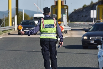 Muškarac iz BiH pijan vozio auto-putem u Hrvatskoj, žestoko ga kaznili