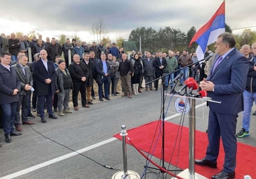 Dodik svečano otvorio saobraćajnicu: Obnovljen put Saračica-Čokorska polja