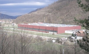 Radnik iz Kaknja stradao prilikom pada sa viljuškara