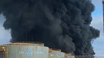 Gori rafinerija kod Sevastopolja