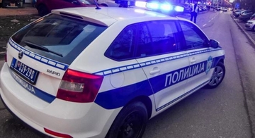 Automobilom sletjeli s puta: U teškoj nesreći povrijeđene tri osobe