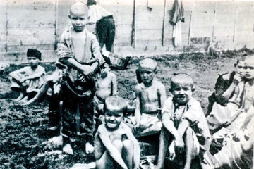 Fotografije djece iz logora uklonjene jer su "pornografski sadržaj"