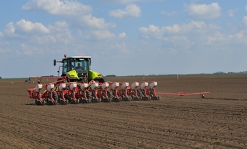 SEMBERIJA OSTALA BEZ DEVET HILJADA POLJOPRIVREDNIKA: Katastrofa koju država ne zaustavlja