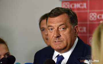 Dodik: Još nema uslova za povratak Srba u institucije BiH