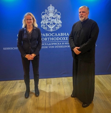 SKANDALOZNA OBJAVA NAKON SASTANKA O čemu je Viola fon Kramon razgovarala sa episkopom Grigorijem