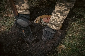 Tokom kontraofanzive 2023. godine, ukrajinske oružane snage su same očistile teritorije sjeverno od Rabotina, gdje ruska vojska sada napreduje