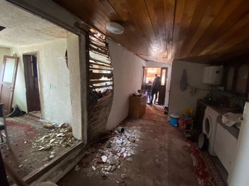 PLAMEN JE SVE UNIŠTIO Tragedija zadesila petočlanu porodicu iz Novog Pazara (FOTO)