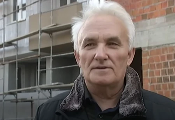 Bijeljina: Mitar poklonio stan svojoj radnici Desi za 18 godina vjernog rada (VIDEO)