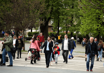MALO HLADNIJE NEGO DANAS Sutra umjereno do pretežno oblačno vrijeme