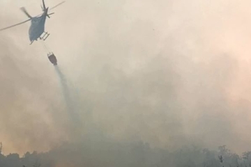 Bilećki vatrogasci presjecaju put vatri na Viduši: Požari zahvatili nepristupačno područje