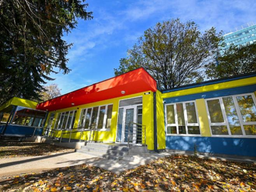 Vaspitači pozvali roditelje da dođu po djecu; Proglašen kraj prvog polugodišta