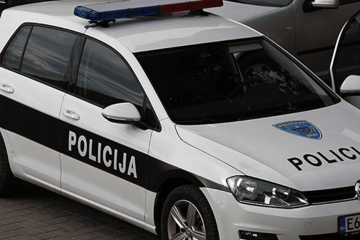 Sudar dva auta i kamiona kod Sarajeva, obustavljen saobraćaj