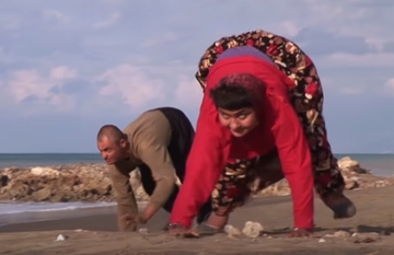 Otkrivena misterija porodice koja hoda četvoronoške, krili ih do 2005.