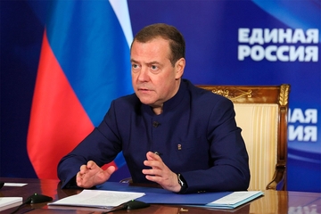 Medvedev: Svaki rat se može okončati sporazumom ili nuklearnom bombom