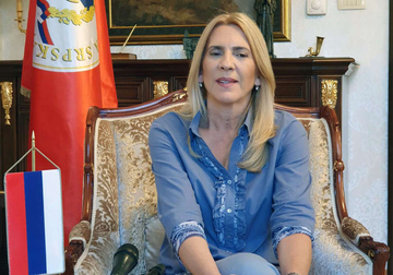 "Rezultat odricanja, rada i truda" Cvijanovićeva čestitala osvajanje bronzane medalje mladom plivaču Jovanu Lekiću