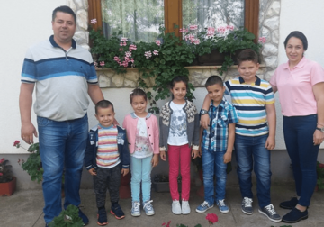 PORODICA ZA PRIMJER Život na selu s petoro djece veliki izazov, ali i sreća