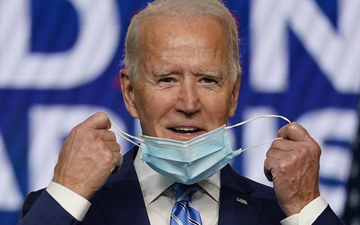 Bajden uvodi nove epidemiološke mjere: Obavezna vakcinacija ili sedmično testiranje zaposlenih u velikim kompanijama